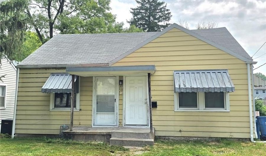 4021 Alby St, Alton, IL 62002 - 3 Beds, 2 Bath