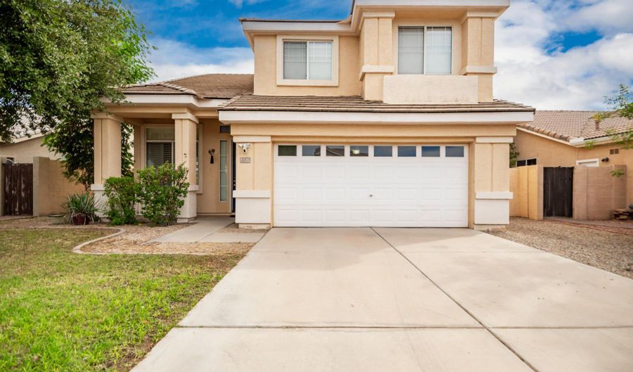 1373 W THOMPSON Way, Chandler, AZ 85286 - 4 Beds, 3 Bath