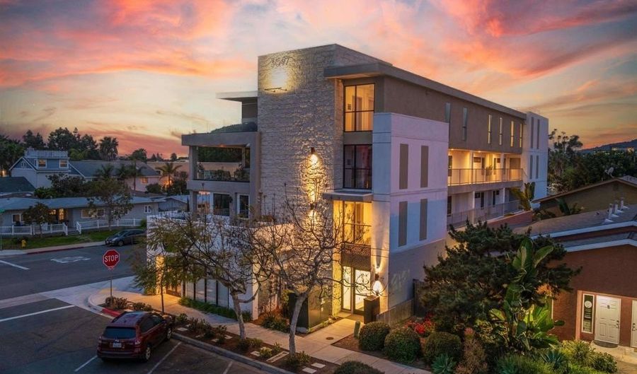 3097 Madison St 402, Carlsbad, CA 92008 - 2 Beds, 3 Bath