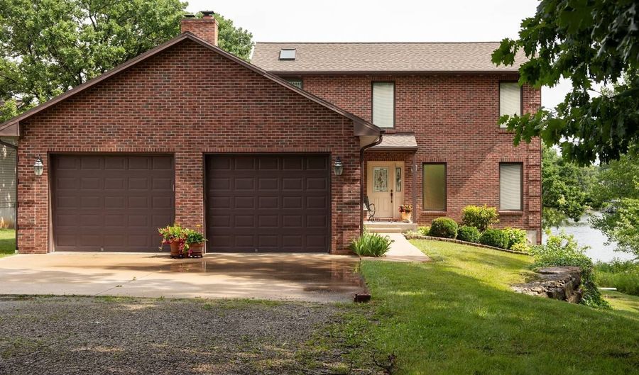 105 Firefly Ct, Altamont, MO 64620 - 3 Beds, 3 Bath