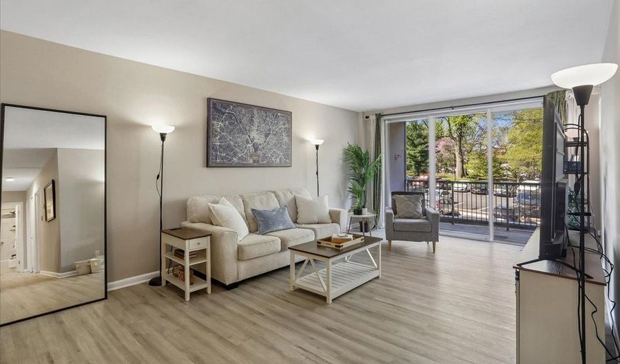 4977 BATTERY Ln #1-211, Bethesda, MD 20814 - 2 Beds, 1 Bath