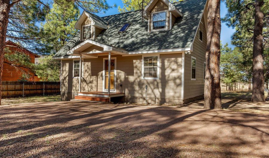 24 County Road 2065, Alpine, AZ 85920 - 2 Beds, 2 Bath