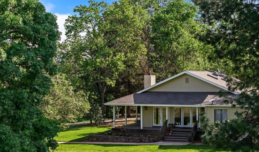 539 Keyes Ave, Angwin, CA 94508 - 3 Beds, 2 Bath