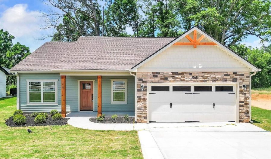 110 Saluda St, Belton, SC 29672 - 3 Beds, 2 Bath