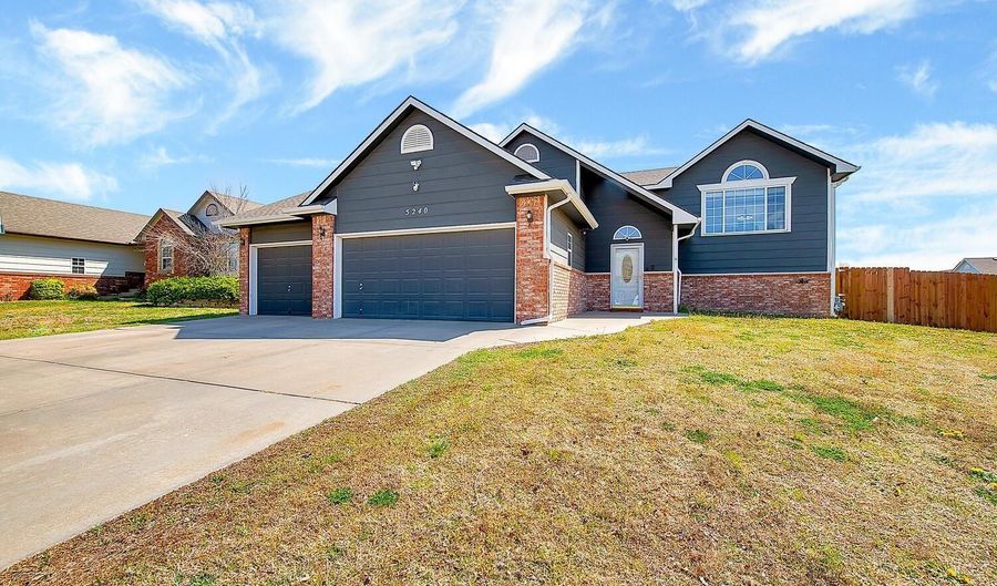 5240 E Ashton Ct, Bel Aire, KS 67220 - 5 Beds, 3 Bath