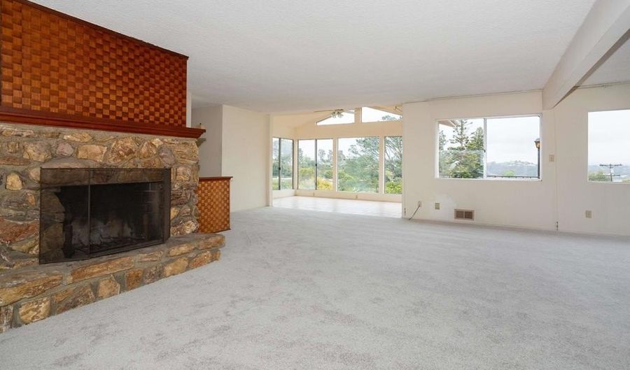 557 Canyon Dr, Solana Beach, CA 92075 - 4 Beds, 4 Bath