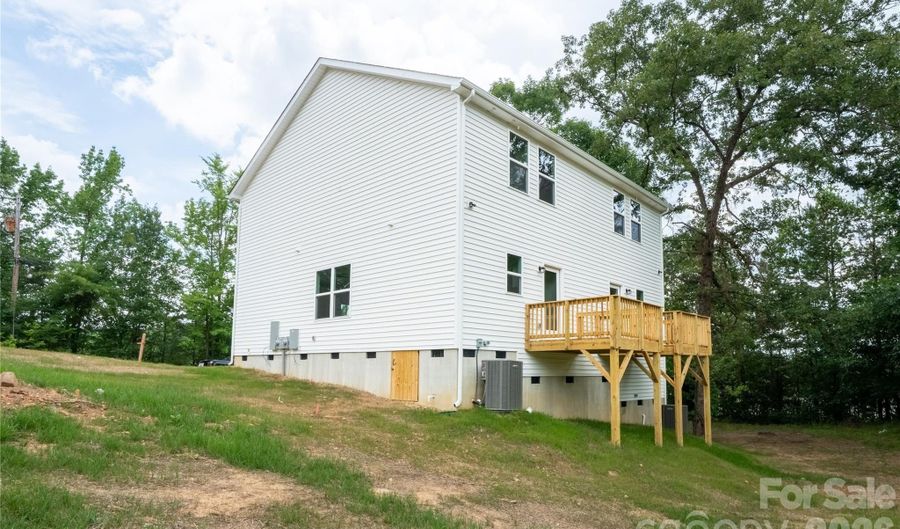 812 S Fifth St, Albemarle, NC 28001 - 3 Beds, 3 Bath