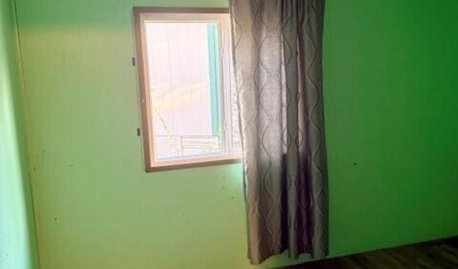 939 S Valley View Rd 25, Ashland, OR 97520 - 2 Beds, 1 Bath