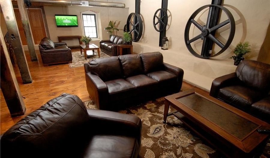 618 MAIN St 03-206, Coventry, RI 02816 - 1 Beds, 1 Bath