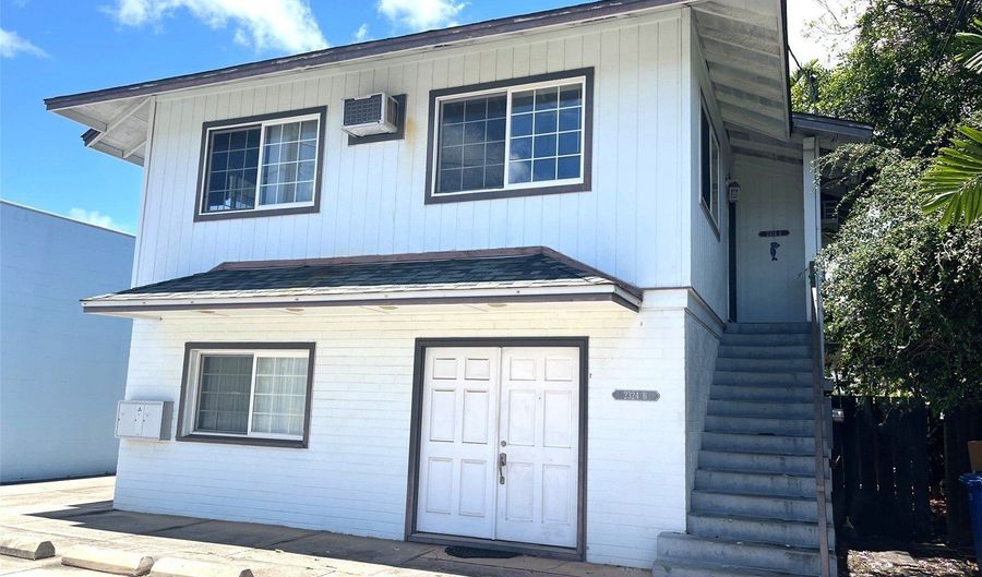 2324 S Beretania St, Honolulu, HI 96826 - 3 Beds, 2 Bath