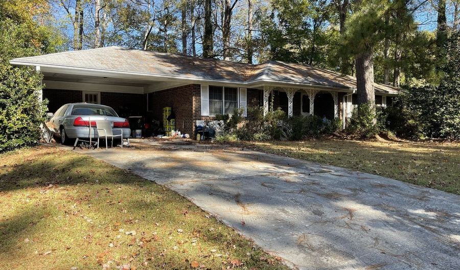 1550 Greenbrook Dr, Austell, GA 30168 - 3 Beds, 2 Bath