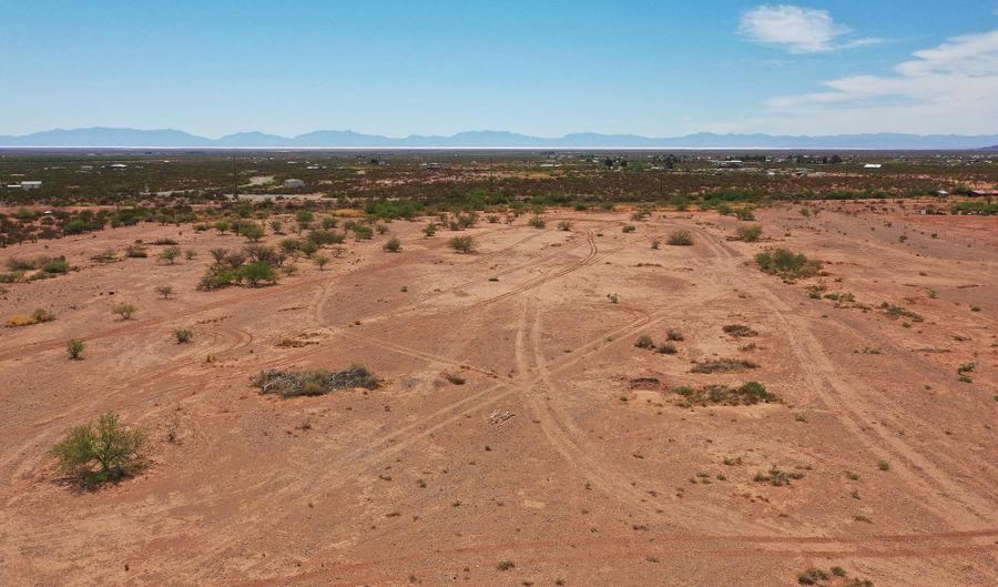 7082 US Hwy 54/70, Alamogordo, NM 88310 - 4 Beds, 3 Bath