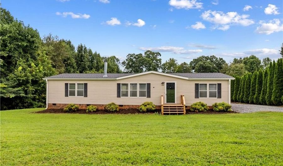 1222 Bryant Mill Rd, Ararat, NC 27007 - 3 Beds, 2 Bath