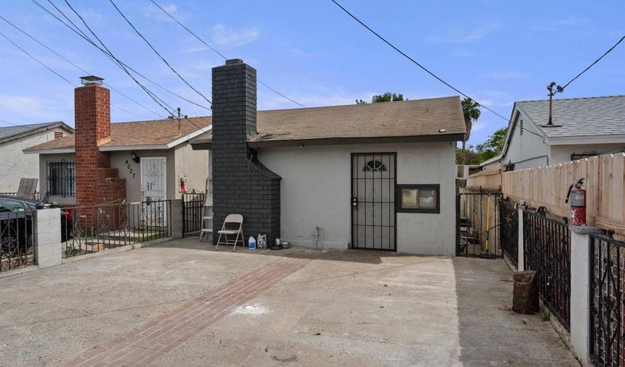 4023 Boston Ave, San Diego, CA 92113 - 3 Beds, 1 Bath
