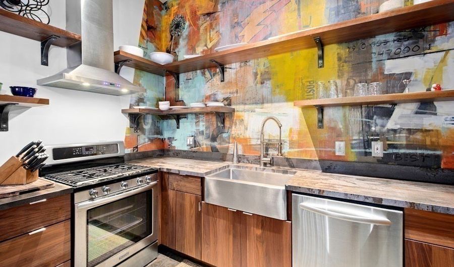 717 Atlantic Ave 8B, Boston, MA 02111 - 2 Beds, 1 Bath
