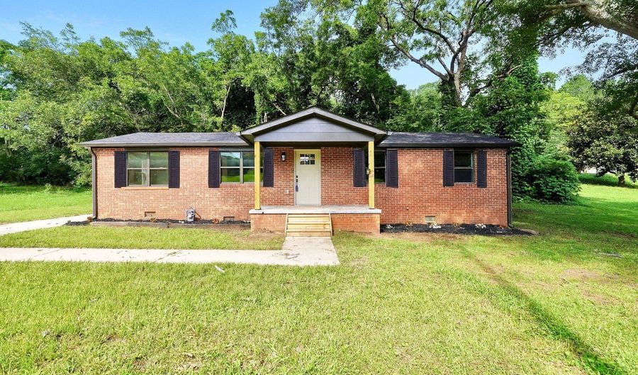 250 Mill, Barnesville, GA 30204 - 3 Beds, 2 Bath