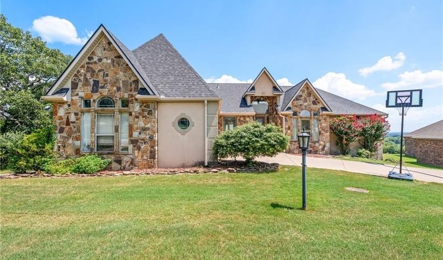 3911 Golf Course Dr, Alma, AR 72921 - 6 Beds, 4 Bath