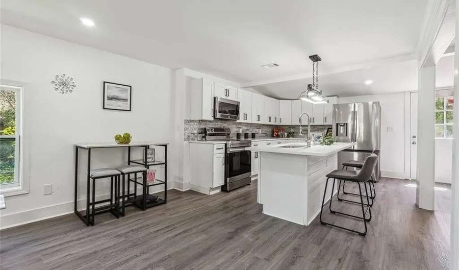 6633 Highway 140 NW, Adairsville, GA 30103 - 0 Beds, 0 Bath