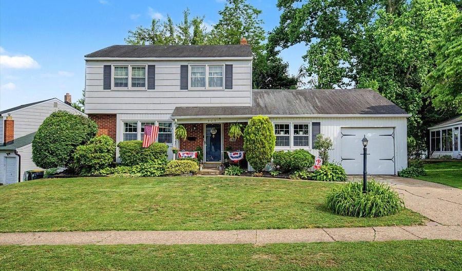 903 CAUSEZ Ave, Claymont, DE 19703 - 4 Beds, 3 Bath