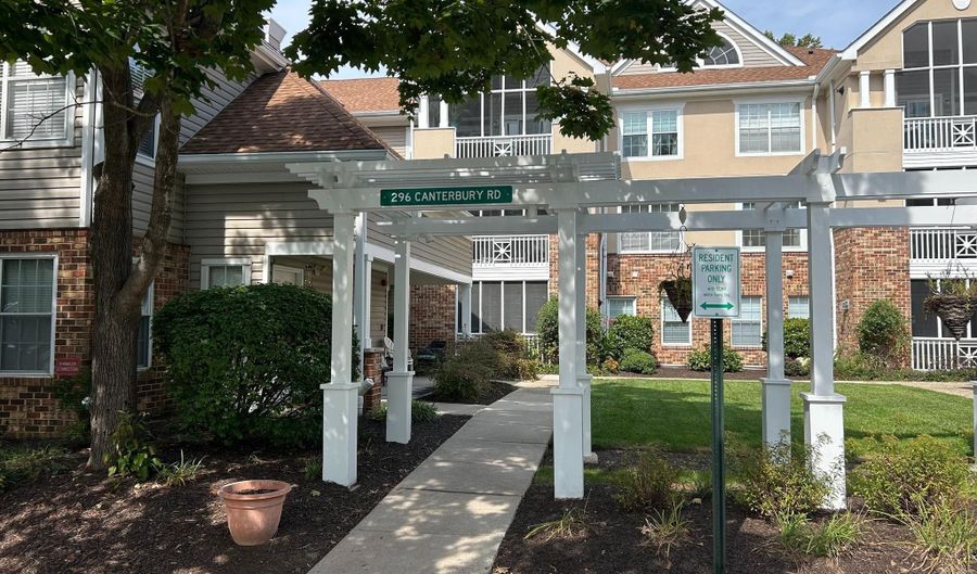 296- E CANTERBURY Rd E, Bel Air, MD 21014 - 1 Beds, 1 Bath