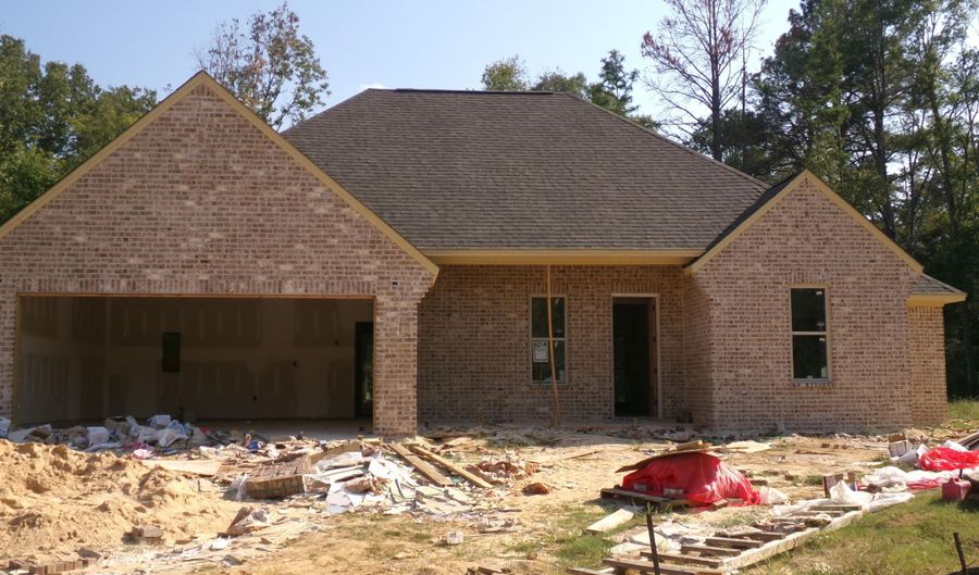 100 Jasmine Cove Dr, Brandon, MS 39042 - 4 Beds, 2 Bath