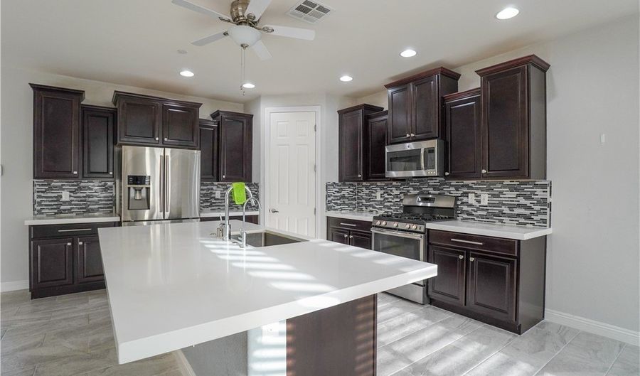 799 Flowing Meadow Dr, Henderson, NV 89014 - 3 Beds, 2 Bath