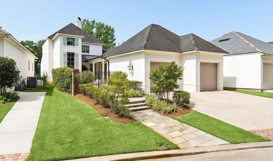 18560 Amen Cor, Baton Rouge, LA 70810 - 3 Beds, 3 Bath