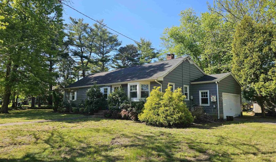 10 Wilkie Blvd, Beesleys Point, NJ 08223 - 2 Beds, 2 Bath