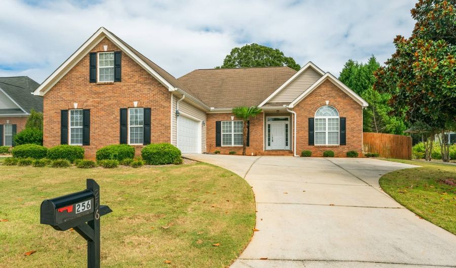 256 Southbank Dr, Aiken, SC 29803 - 3 Beds, 3 Bath