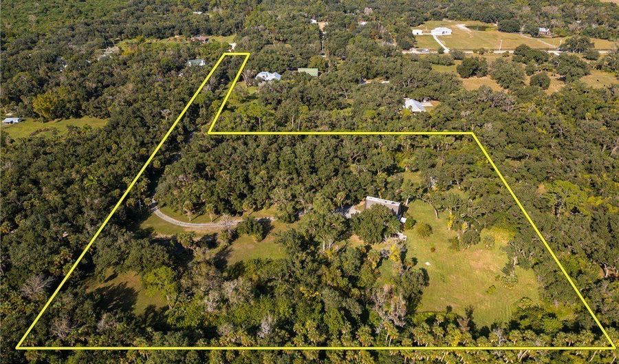 19650 N River Rd, Alva, FL 33920 - 4 Beds, 2 Bath