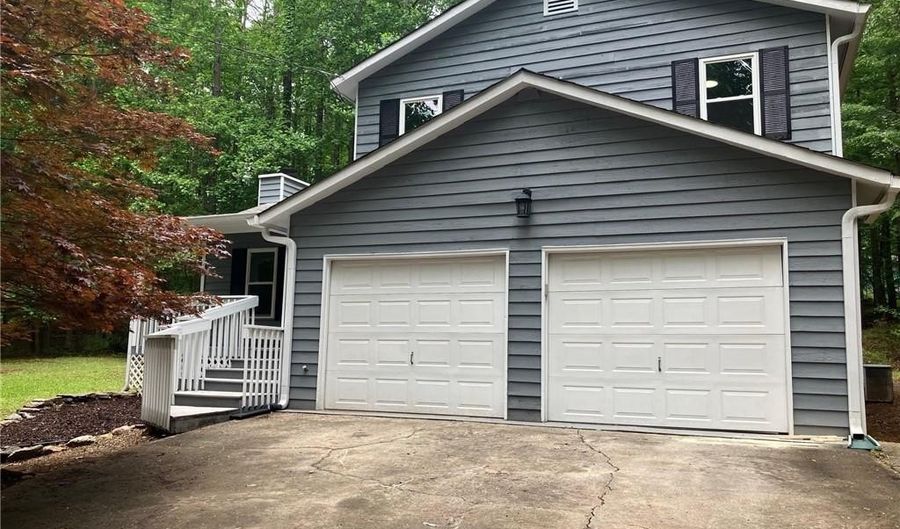 486 Victoria Rd, Woodstock, GA 30189 - 3 Beds, 2 Bath