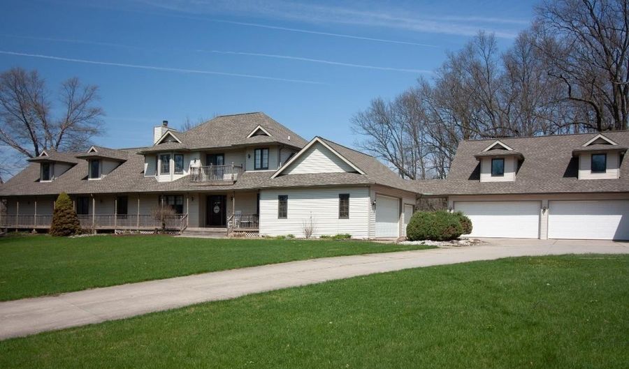 3930 N 40 E, Angola, IN 46703 - 5 Beds, 5 Bath