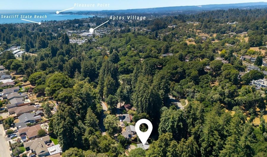321 Valencia Rd, Aptos, CA 95003 - 4 Beds, 2 Bath