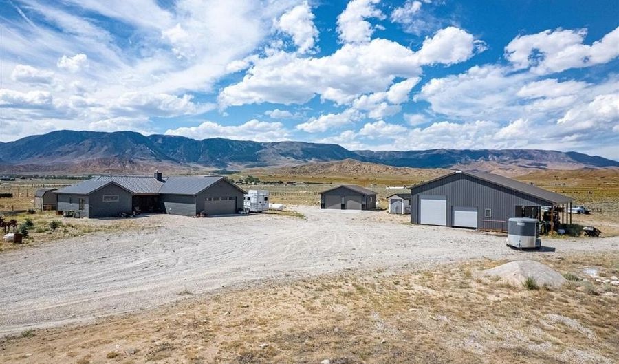 5 Cowboy Dr, Clark, WY 82435 - 2 Beds, 1 Bath