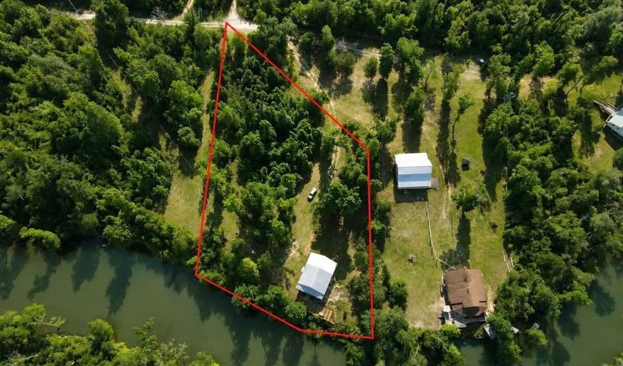 14138 Bumpy Hill Rd, Altha, FL 32421 - 2 Beds, 2 Bath