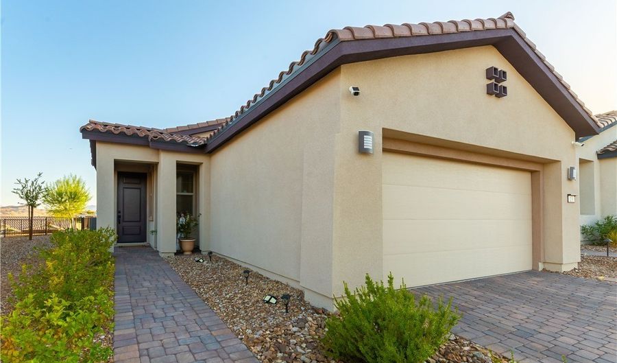 139 Palm Fox Ct, Henderson, NV 89011 - 3 Beds, 2 Bath