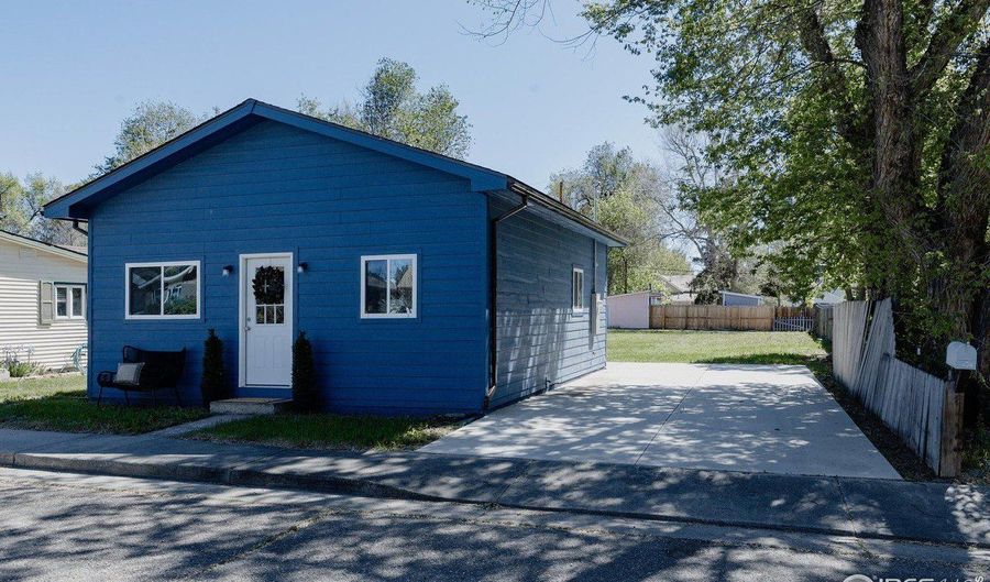 934 6th St, Berthoud, CO 80513 - 2 Beds, 1 Bath