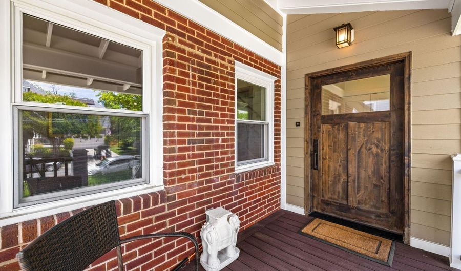 6022 26TH St N, Arlington, VA 22207 - 4 Beds, 4 Bath