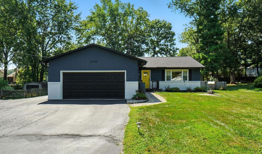 4590 E Johnstown Rd, Columbus, OH 43230 - 3 Beds, 2 Bath