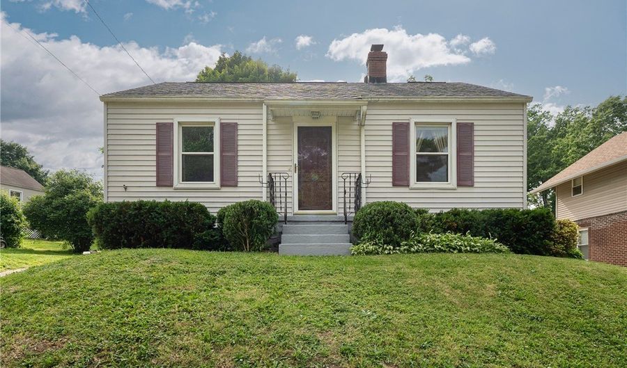 598 Morningview Ave, Akron, OH 44305 - 2 Beds, 1 Bath