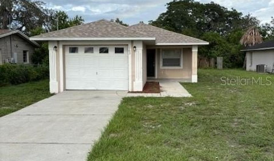 163 ADAMS St, Auburndale, FL 33823 - 3 Beds, 2 Bath