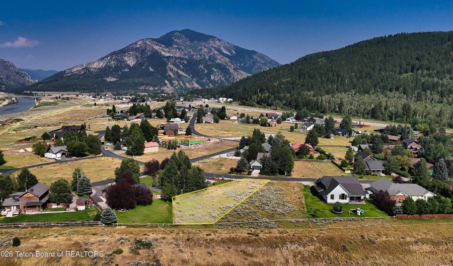 536 SNAKE RIVER Dr, Alpine, WY 83128 - 0 Beds, 0 Bath