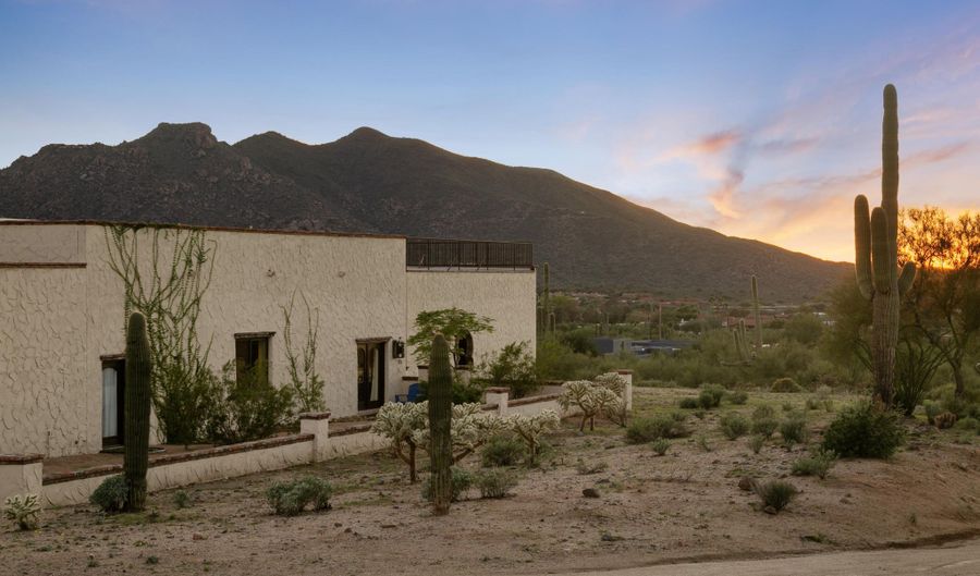 7823 E CELESTIAL St, Carefree, AZ 85377 - 5 Beds, 6 Bath