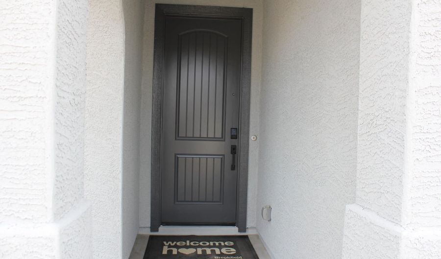 12549 W Luxton Ln, Avondale, AZ 85323 - 4 Beds, 2 Bath