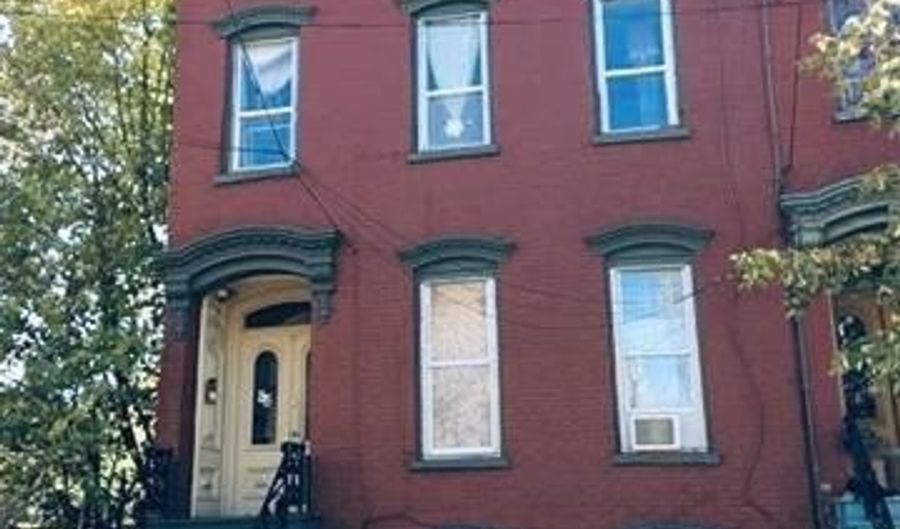 94 Philip St 1, Albany, NY 12202 - 1 Beds, 1 Bath