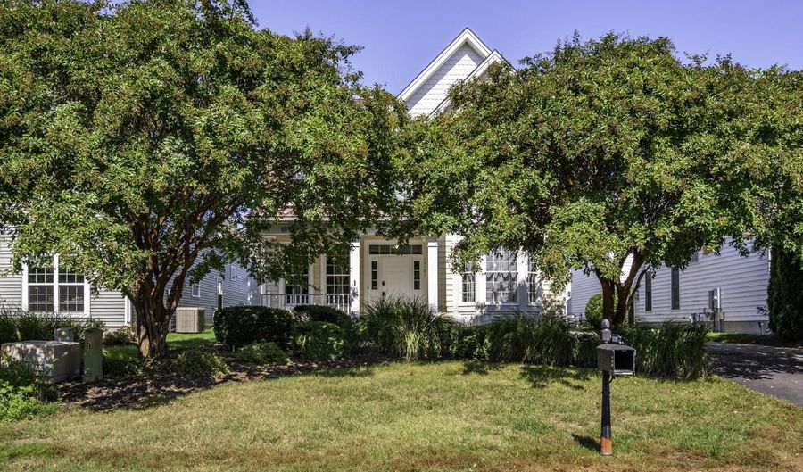 12167 SNUG HARBOR Rd, Berlin, MD 21811 - 5 Beds, 4 Bath