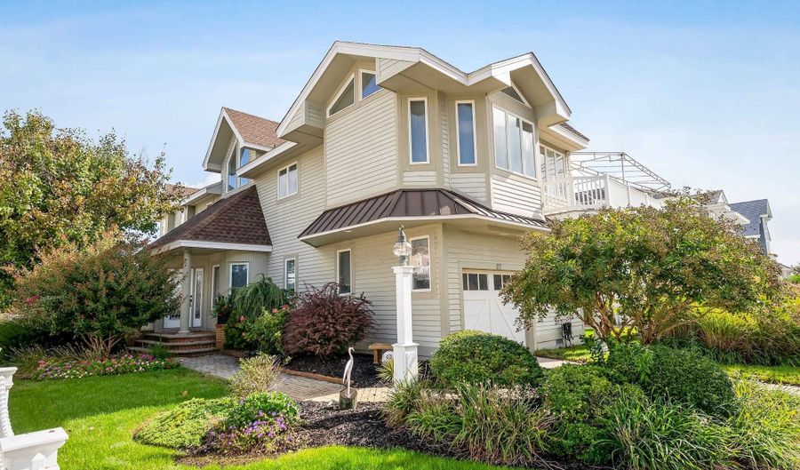 177 71st St, Avalon, NJ 08202 - 4 Beds, 4 Bath
