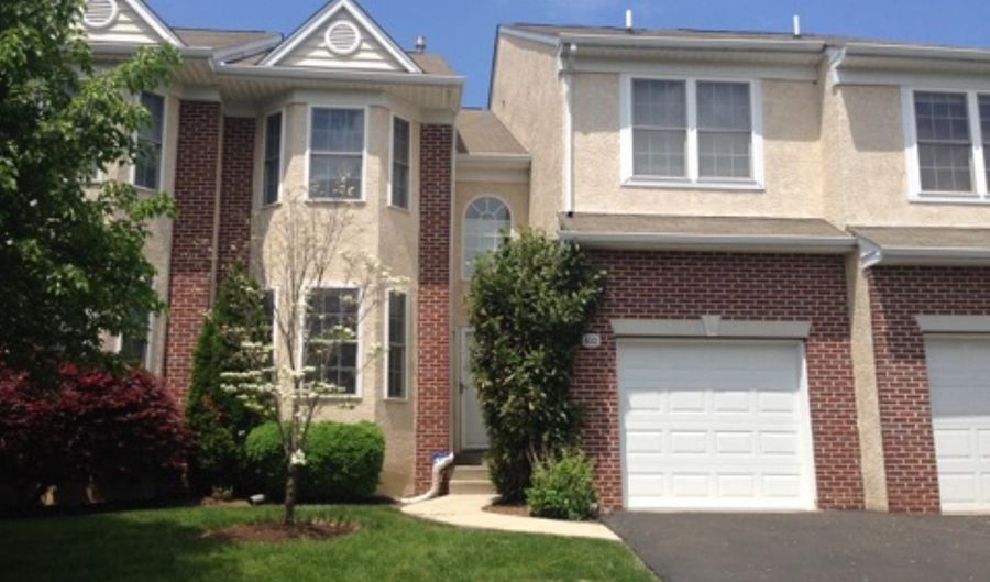 810 MANCHESTER Dr, Ambler, PA 19002 - 3 Beds, 3 Bath