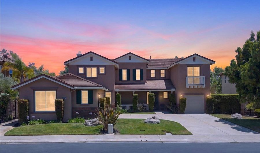 2332 Douglaston, Escondido, CA 92026 - 4 Beds, 4 Bath