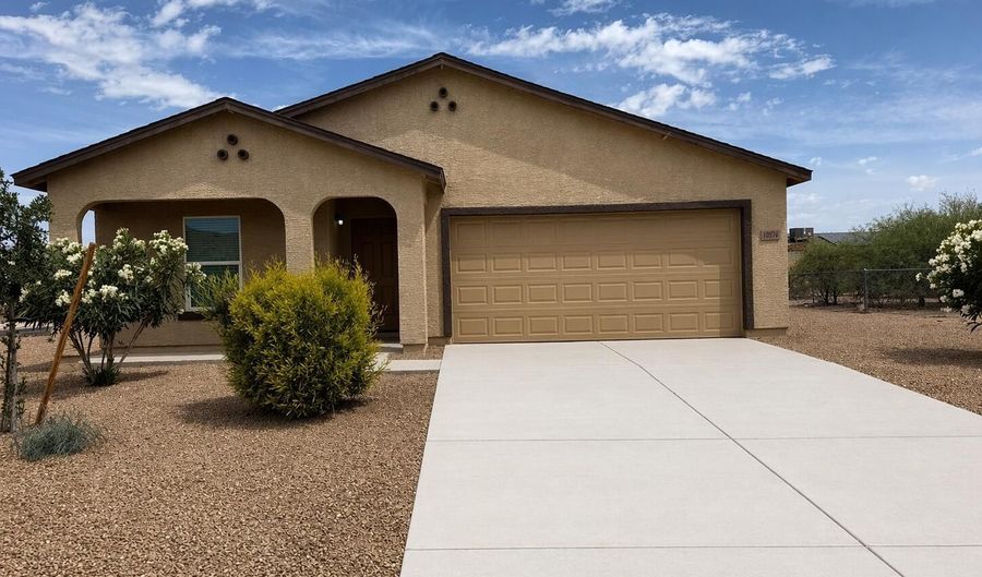 10574 W CATALINA Dr, Arizona City, AZ 85123 - 4 Beds, 2 Bath
